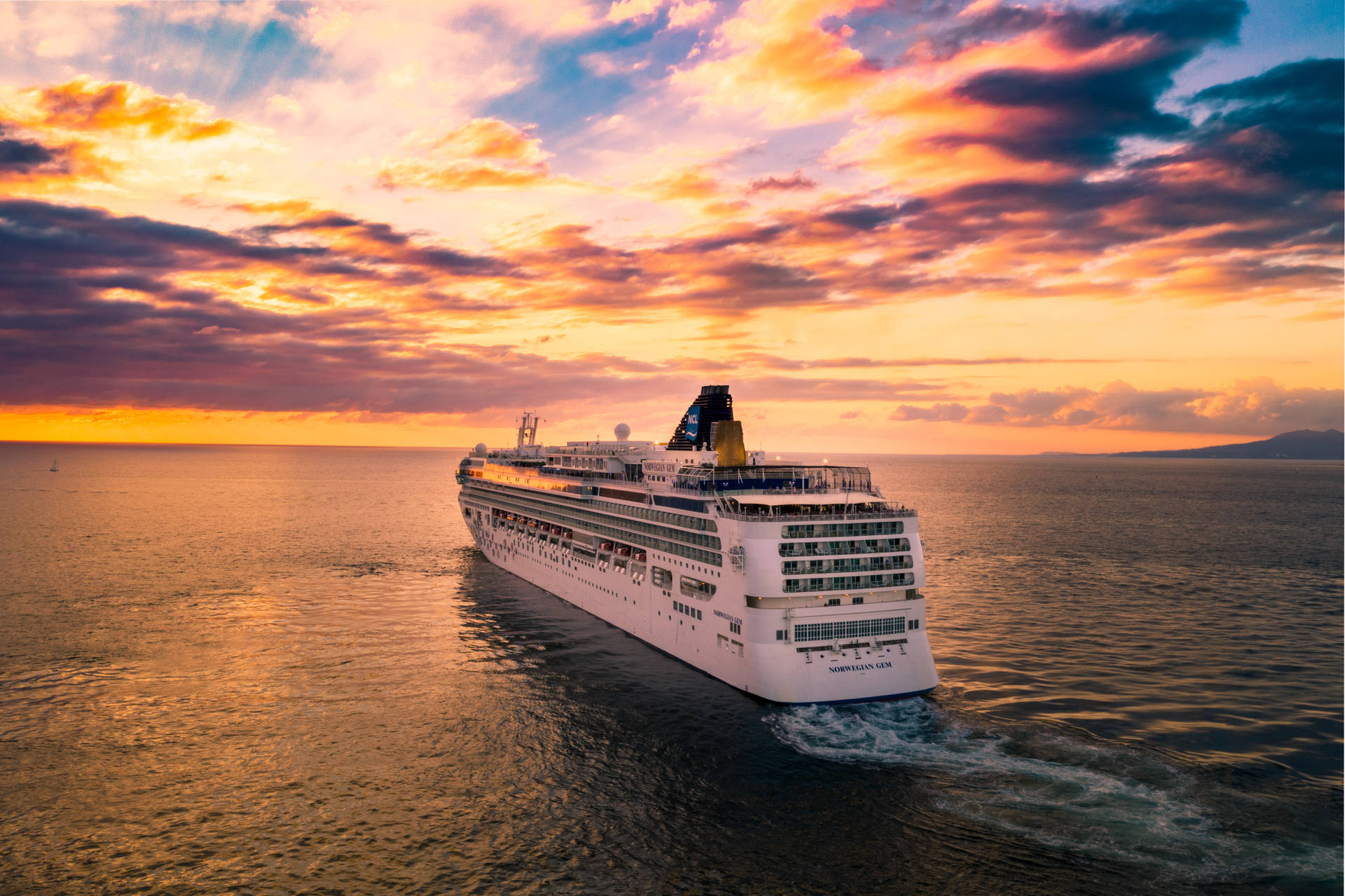 Cruises for Holidays & Vacations: The Ultimate Way to Travel in Comfort and Style